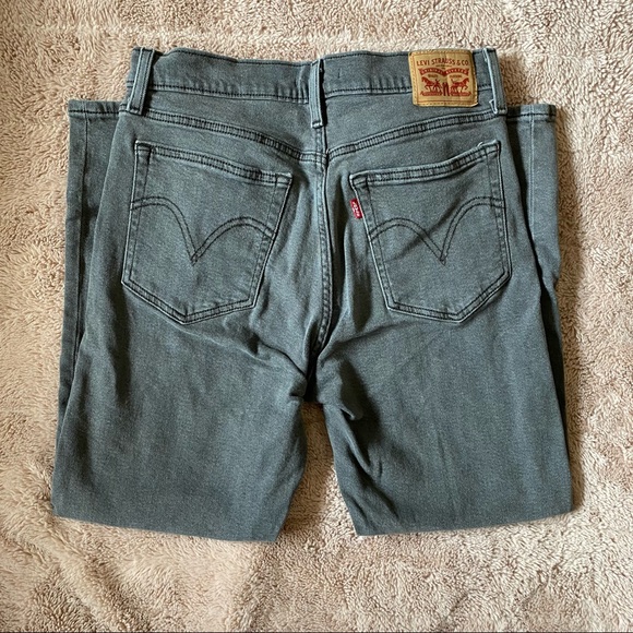 Levi’s Wedgie Straight Jeans - Picture 1 of 3